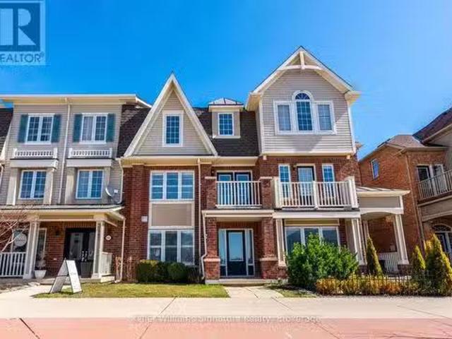 Condo for sale in Burlington, Ontario