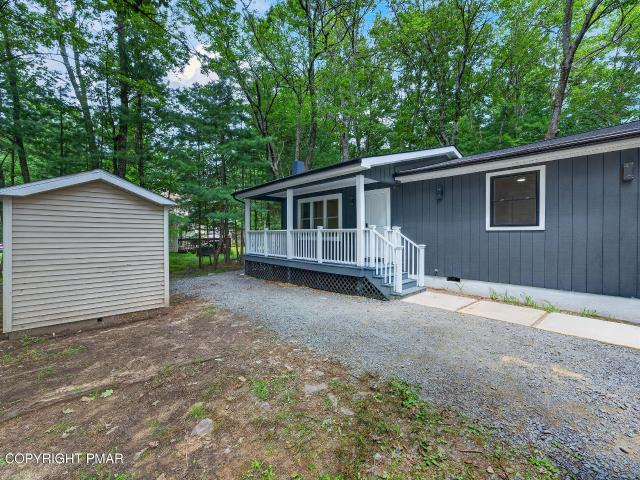 House for sale in Cresco, Pennsylvania