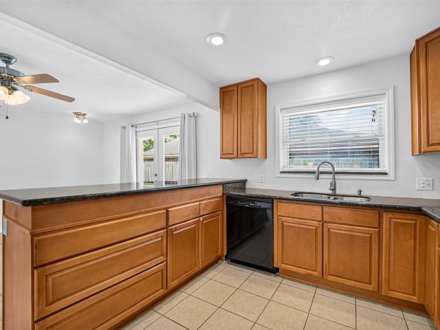 House for sale in La Marque, Galveston County