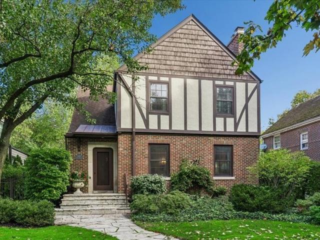 House for sale in Central Street Evanston, Evanston