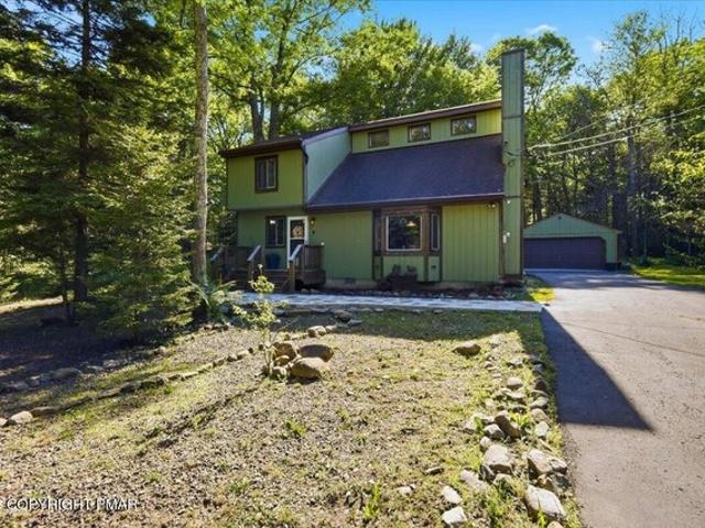 House for sale in Cresco, Pennsylvania