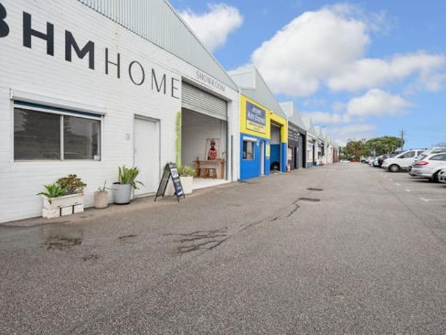 Warehouse for sale in Hamilton Hill, Western Australia