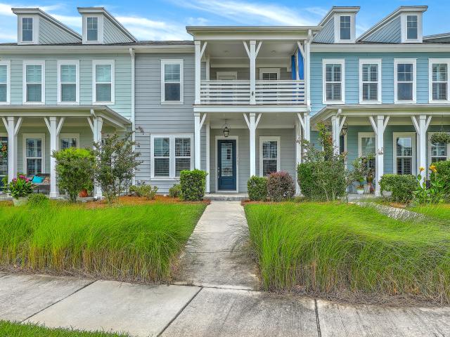Townhouse for sale in Mount Pleasant
