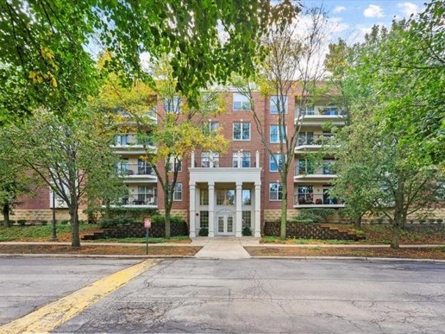 Condo for sale in Rolling Meadows, Illinois