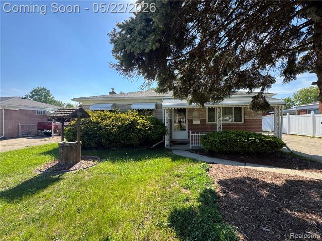 Property for sale in Fraser, Macomb County