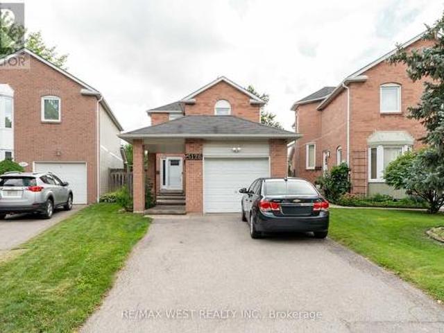 House for sale in Meadowvale, Mississauga