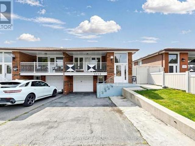 House for sale in Mississauga, Ontario
