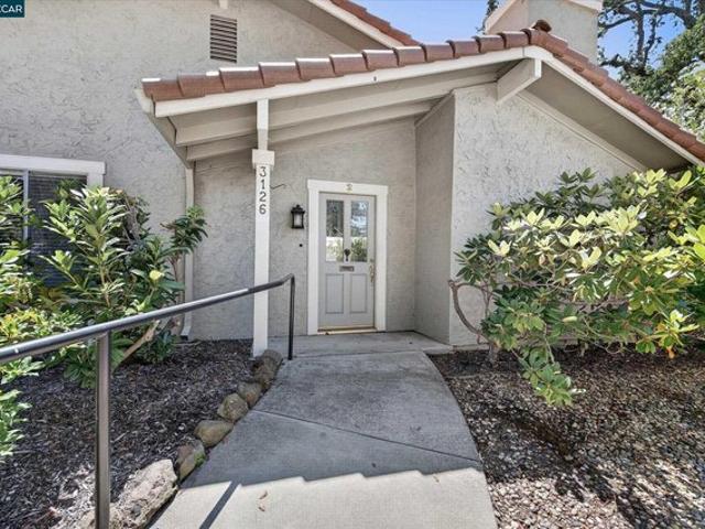 Condo for sale in Walnut Creek, California