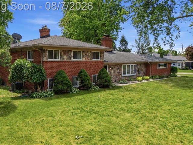House for sale in Waterford, Michigan