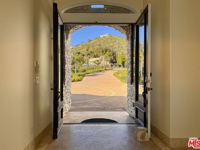 House for rent in Malibu, California