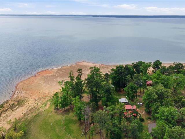 House for sale in Broaddus, Texas