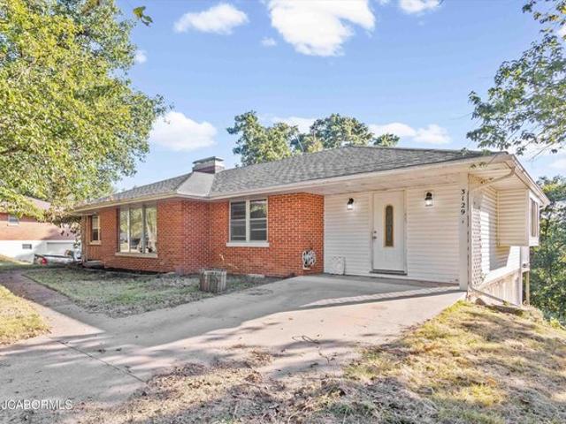 House for sale in Jefferson City, Cole County