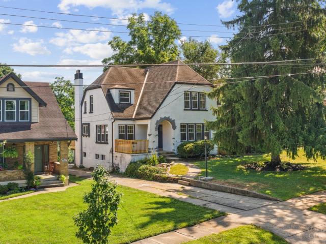 House for sale in Roselawn, Ohio