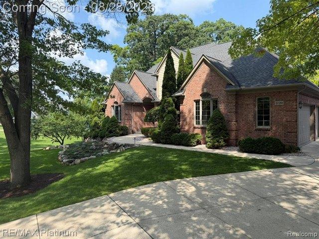 House for sale in Hamburg, Michigan