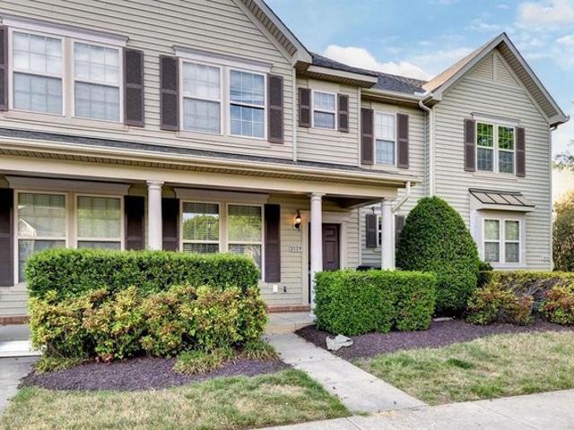 Townhouse for sale in Virginia