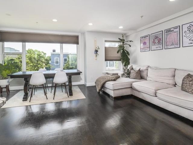 Condo for sale in Hudson, New Jersey