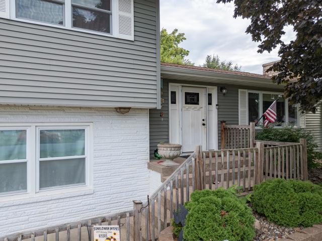 House for sale in Camanche, Iowa