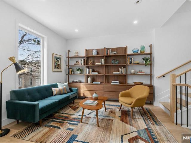 Condo for sale in Hudson, New Jersey