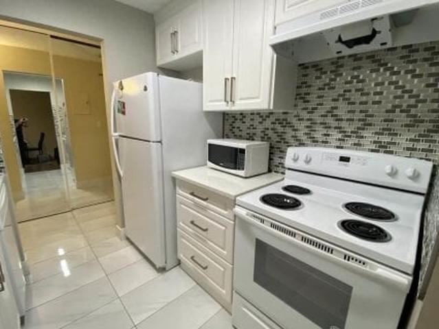 Apartment for sale in Surrey, British Columbia