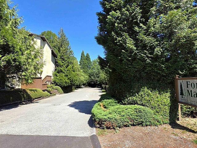 Condo for sale in Surrey, British Columbia