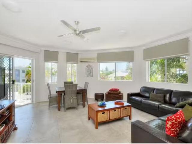 Apartment for rent in Pacific Fair