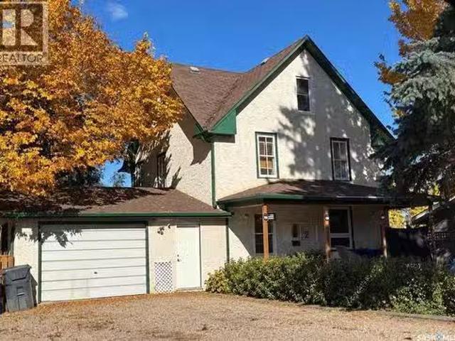 House for sale in Battleford