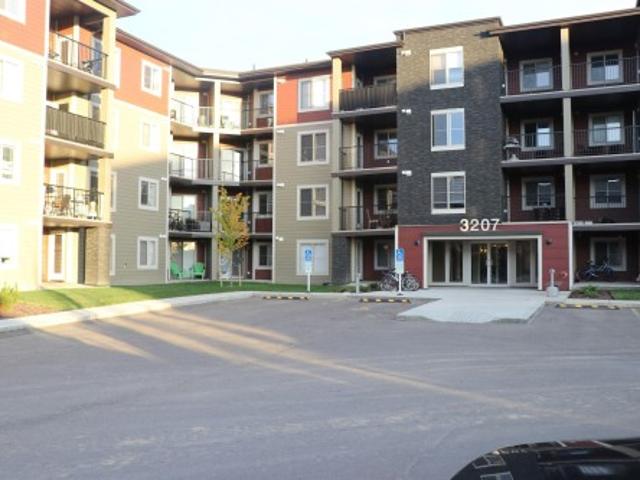 Condo for sale in Wedgewood, Alberta
