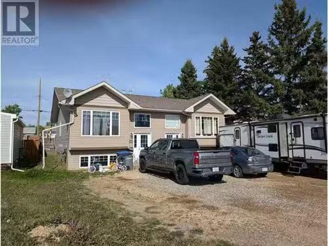 House for sale in Dawson Creek, British Columbia