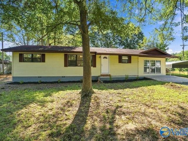 House for sale in Hanceville, Alabama