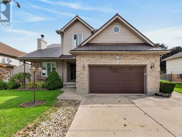House for sale in Lucan-biddulph, Ontario