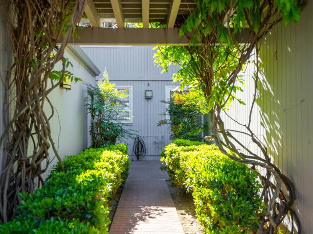 Condo for sale in Solano, California