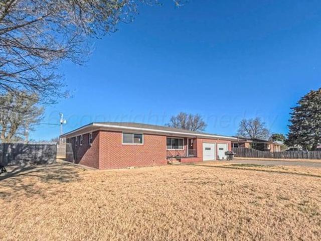 House for sale in Gruver, Texas