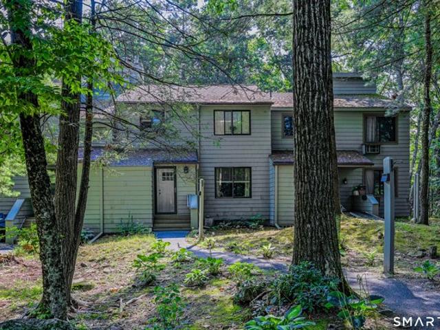 Townhouse for sale in Torrington, Connecticut