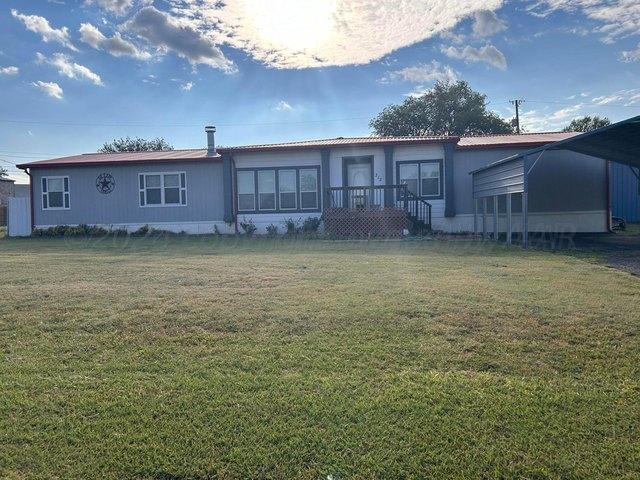 House for sale in Stinnett, Texas
