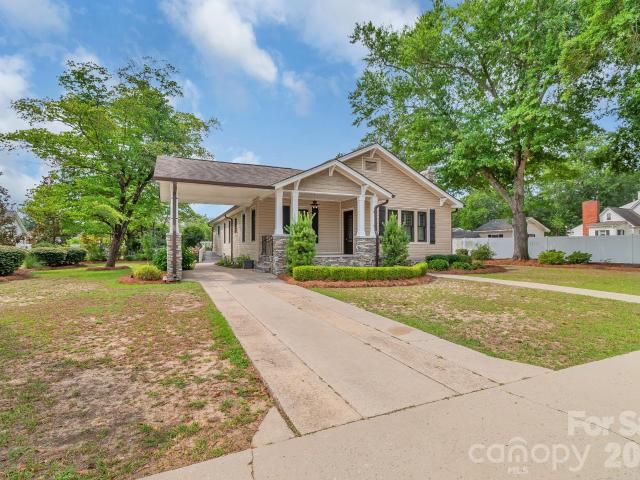 House for sale in Kershaw, South Carolina