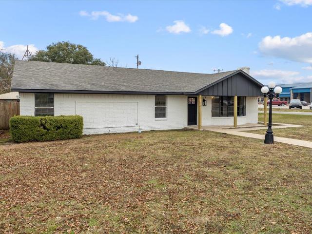 House for sale in Fannin, Texas