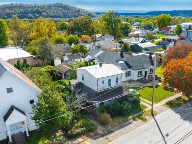 House for sale in Manchester, Ohio