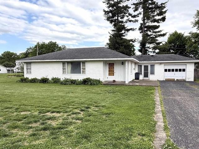 House for sale in Farmersburg, Indiana