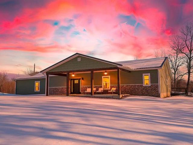 House for sale in Thayer, Missouri