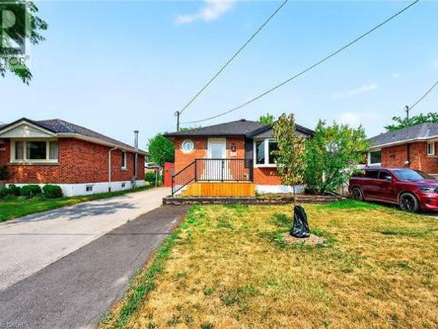 House for rent in Ancaster, Ontario