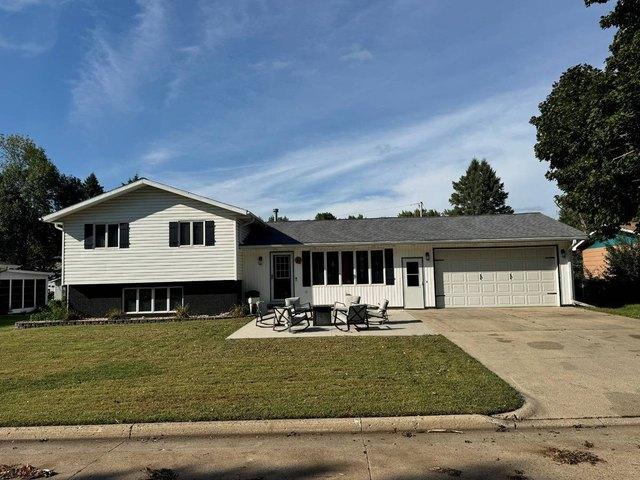 House for sale in George, Lyon County