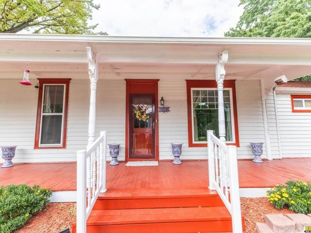 House for sale in Tecumseh, Johnson County