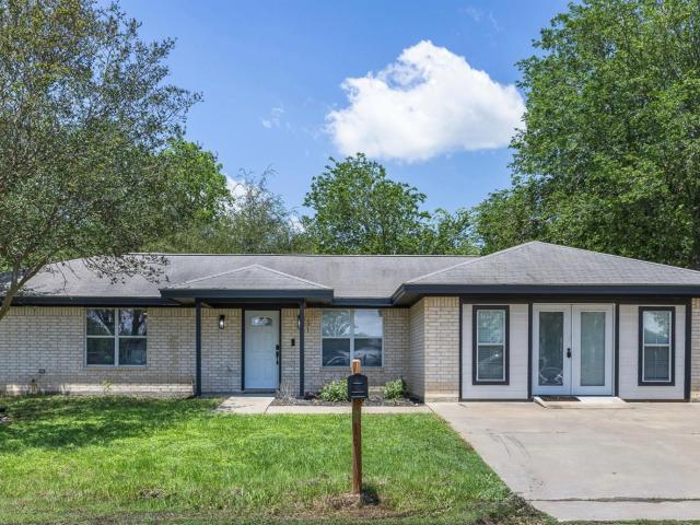 House for sale in Lexington, Texas