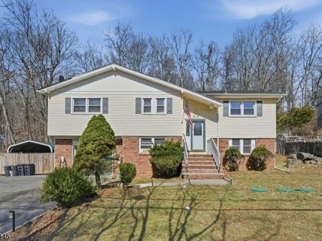 House for sale in Glasser, New Jersey