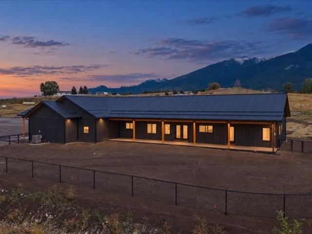 House for sale in Eureka, Montana
