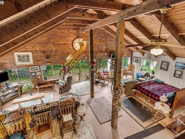 House for sale in Stevenson, Washington