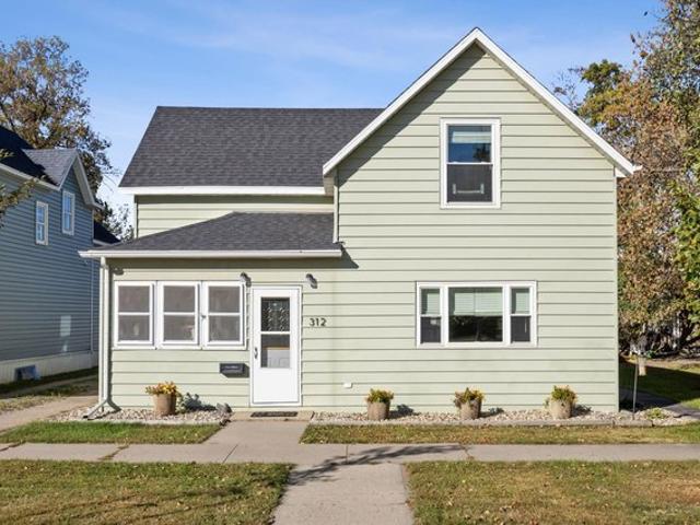 House for sale in Casselton, Cass County