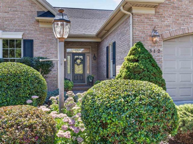 Townhouse for sale in Waynesboro, Virginia