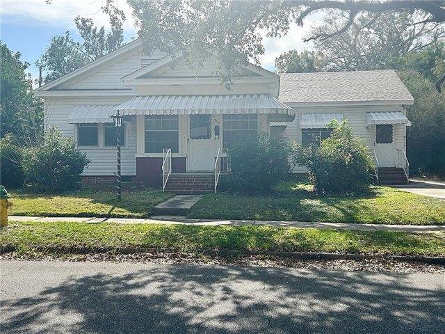 House for sale in Chickasaw, Alabama