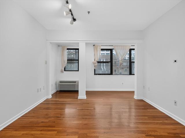 Condo for sale in Hudson, New Jersey